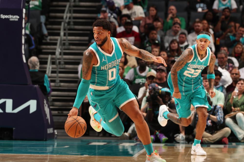 在球场上 在球场上