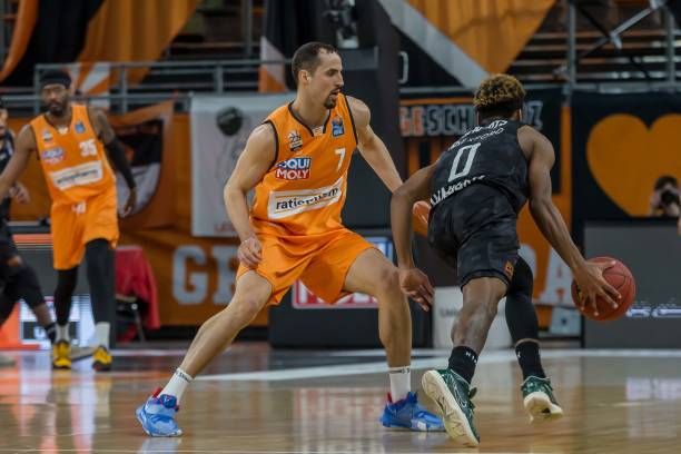 战给法甲积 战给法甲积